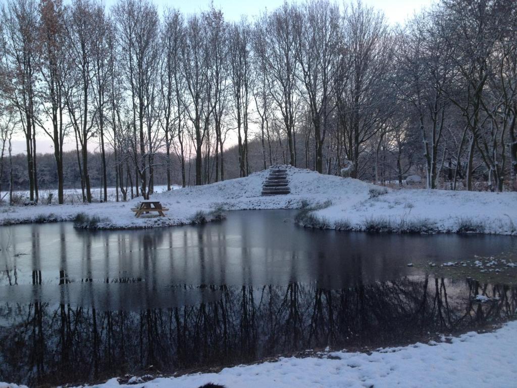 Bed En Breakfast De Boksloot Ravenswoud Exterior foto